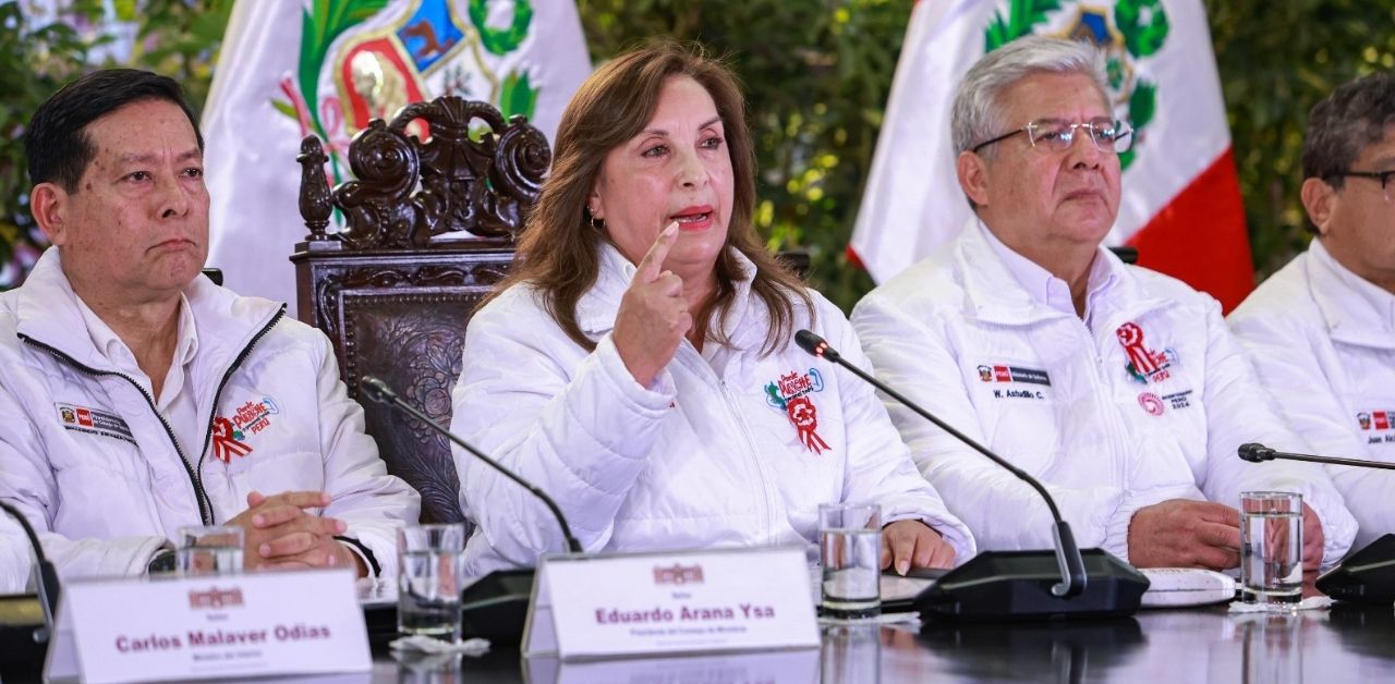 Dina Boluarte compara actos vandálicos de los mineros informales con las protestas al inicio de su Gobierno