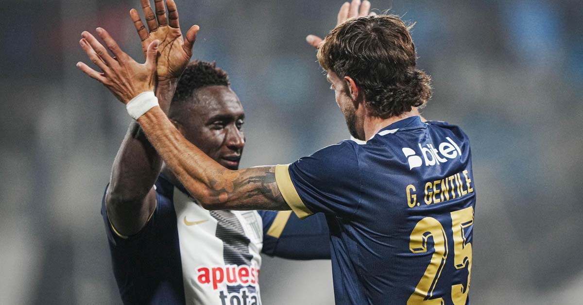 Alianza Lima venció 2-0 a Gremio de Porto Alegre y toma ventaja en el play-off de la Copa Sudamericana