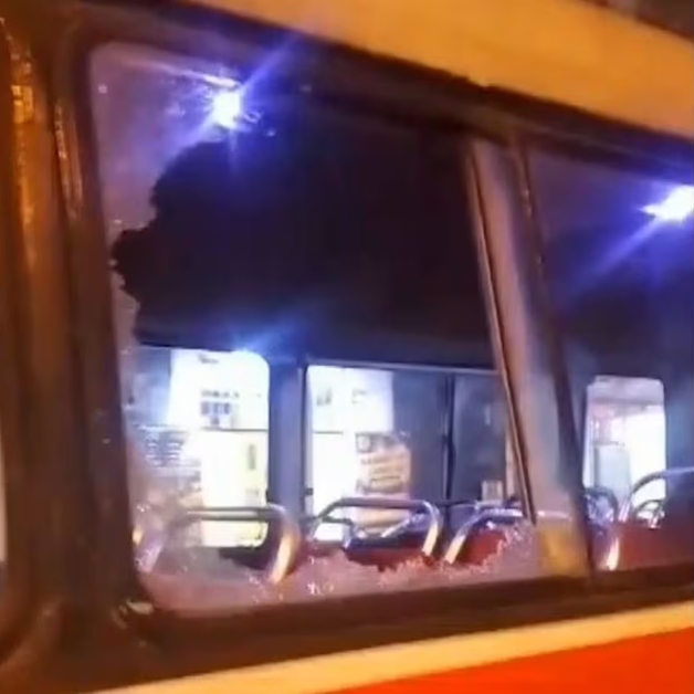 Ventaja rota de bus afectado.