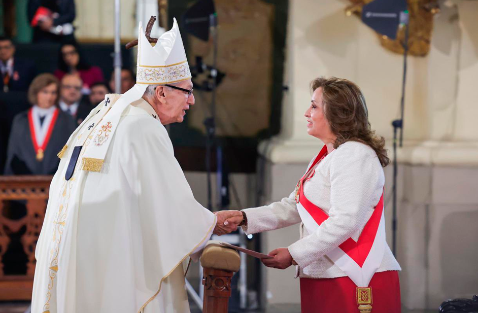 Dina Boluarte particip en la misa y Te Deum por 28 de julio en la Catedral de Lima.