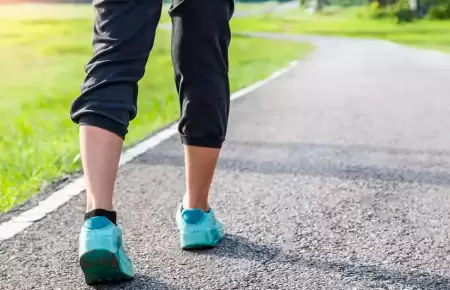 Caminata japonesa para ayudar a controlar tu peso.