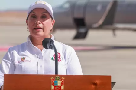 Presidenta anuncia en Arequipa nueva flota para la FAP.