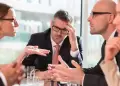 Interrumpir siempre las conversaciones tiene un significado OCULTO que casi nadie conoce, segn la psicologa