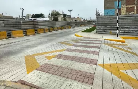 Liberan vía auxiliar en la av. Oscar Benavides.