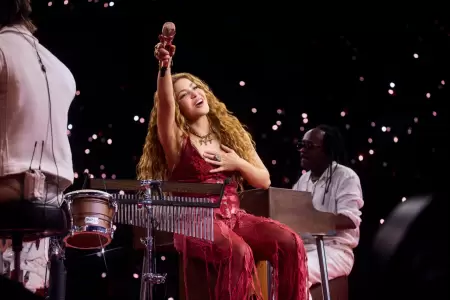 Gira "Las Mujeres Ya No Lloran" de Shakira