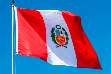 Hay multa por no izar la bandera nacional en Fiestas Patrias?