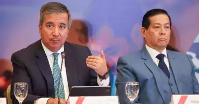 Presentarán moción de interpelación contra Eduardo Arana y Raúl Pérez Reyes.