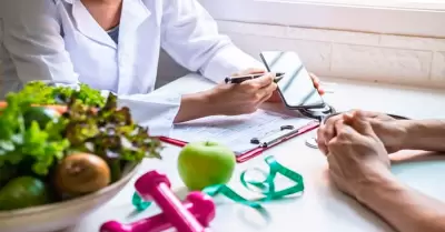 Alimento que tiene más proteínas y hierro que la carne.