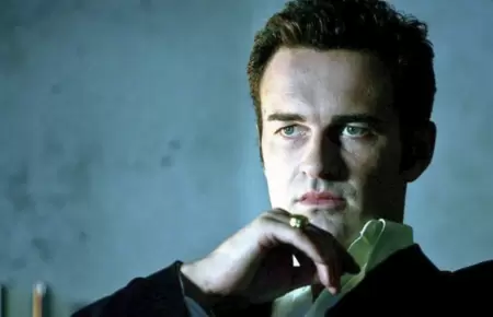 Julian McMahon