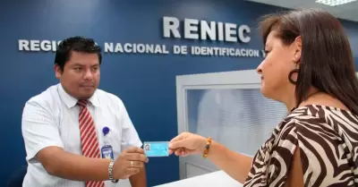 Reniec advierte que no hace llamadas a usuarios