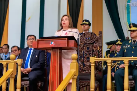 Dina Boluarte en aniversario de Dircote.