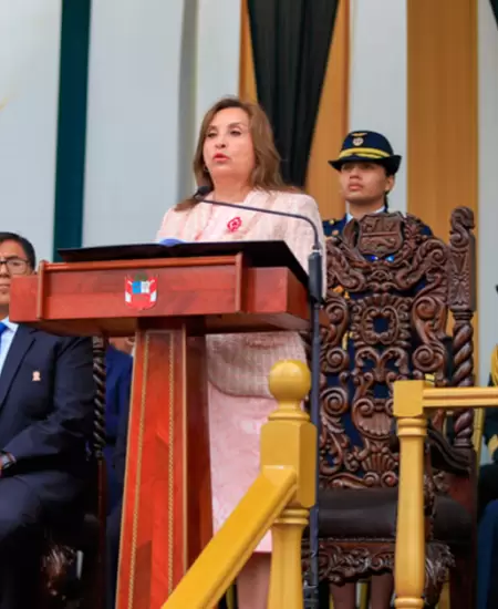 Dina Boluarte en aniversario de Dircote.
