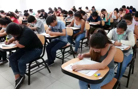 Estudiantes de educacin superior podrn acceder a carreras y especializaciones