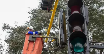 Cortes de luz dejarán semáforos apagados