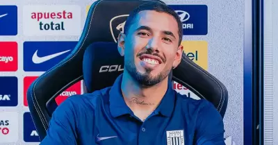 Sergio Peña habló sobre su debut con Alianza Lima.