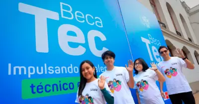 Ofrecen 300 becas TEC a nivel nacional.