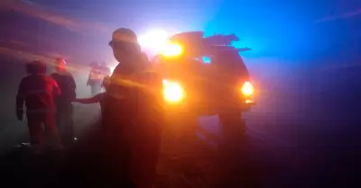 Miniván cayó por abismo en Jicamarca dejando dos muertos