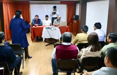 MINAM y 500 mineros de Arequipa acuerdan formalizarse.