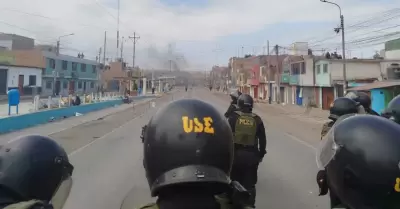 Polica investiga caso de fallecido por manifestaciones de mineros en Arequipa.