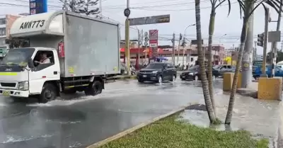 Aniego en avenida Guardia Civil