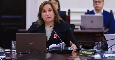 Presidenta Boluarte anuncia mesa de trabajo para abordar la problemático en el s