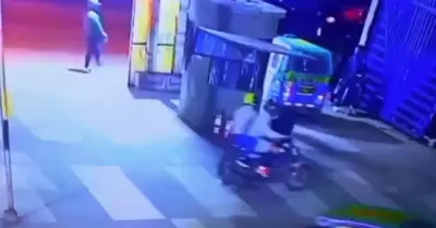 Extorsionadores atentan contra uno de los agentes de seguridad del mercado Unica