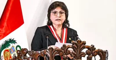 Aprueban informe que declara procedente denuncia contra Delia Espinoza