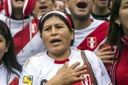 Ejecutivo plantea obligar a medios a transmitir el himno nacional del Per.
