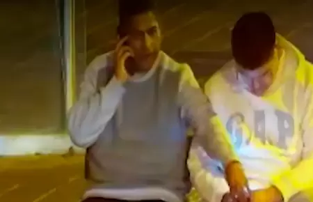Roban celular a hombre que se quedó dormido en banca en Miraflores