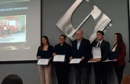 Reconocimiento a Caja Huancayo