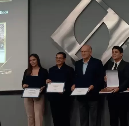Reconocimiento a Caja Huancayo