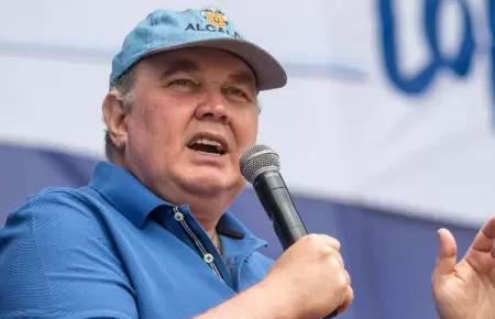Rafael Lpez Aliaga habra infringido el principio de la neutralidad electoral.