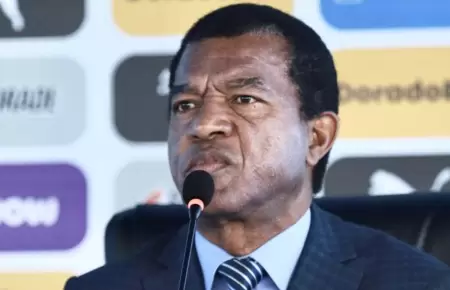 Julio Csar Uribe anunci la salida de 7 jugadores de Sporting Cristal.