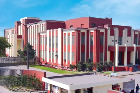 UNI lanza plataforma educativa gratuita
