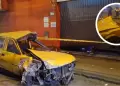 Auto se estrella contra portn de negocio en Independencia: Conductor habra perdido el control