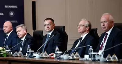 La delegacin rusa en Estambul.