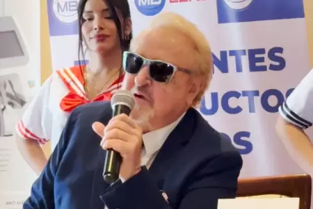 Carlos Villagrn se pronuncia sobre serie de Chespirito