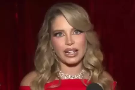 Flavia Laos se muestra sin maquillaje