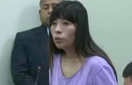 Betssy Chvez fue llevada al hospital Mara Auxiliadora tras iniciar huelga de h