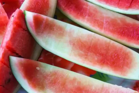 La cscara de la sandia sera buena para la digestin.