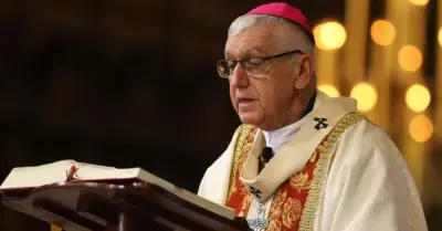 Monseñor Carlos Castillo ofrece la Misa y tedeum por Fiestas Patrias.