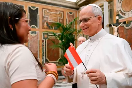 Papa Len XIV enva saludo a Per por Fiestas Patrias.