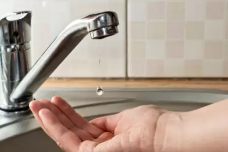 Fiestas Patrias con corte de agua