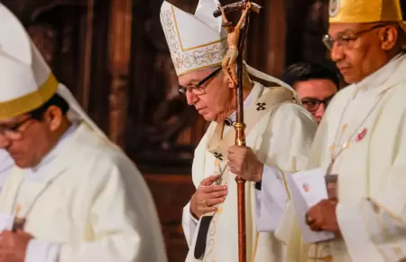 Cardenal Castillo ante Dina Boluarte por Fiestas Patrias.