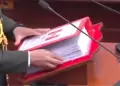 Fiestas Patrias 2025: Captan extensa cantidad de hojas del mensaje presidencial que brindar Dina Boluarte