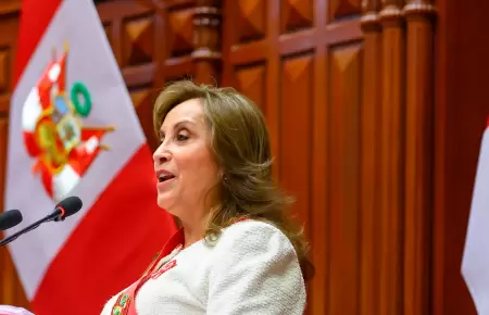 Dina Boluarte se compromete a culminar mejoras en vas al Jorge Chvez