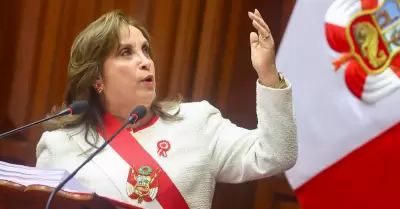 Dina Boluarte asegura que su gobierno recibió obras paralizadas