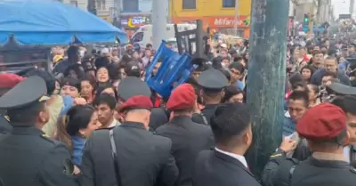 Inconvenientes en ingreso a Gran Parada y Desfile Militar 2025