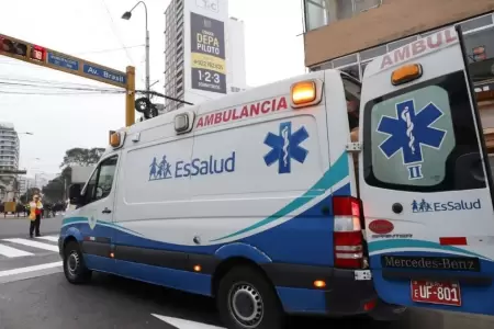 EsSalud despliega sus equipos para atender casos mdicos en la Av. Brasil.