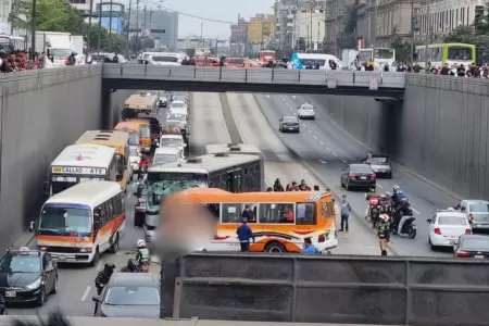 Accidente cerca a la plaza Dos de Mayo